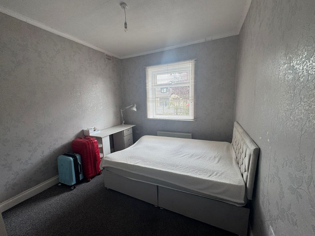 Property photo 2 of 16 Image