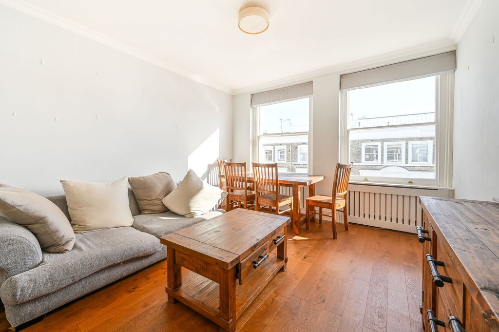 Property photo 1 of 8