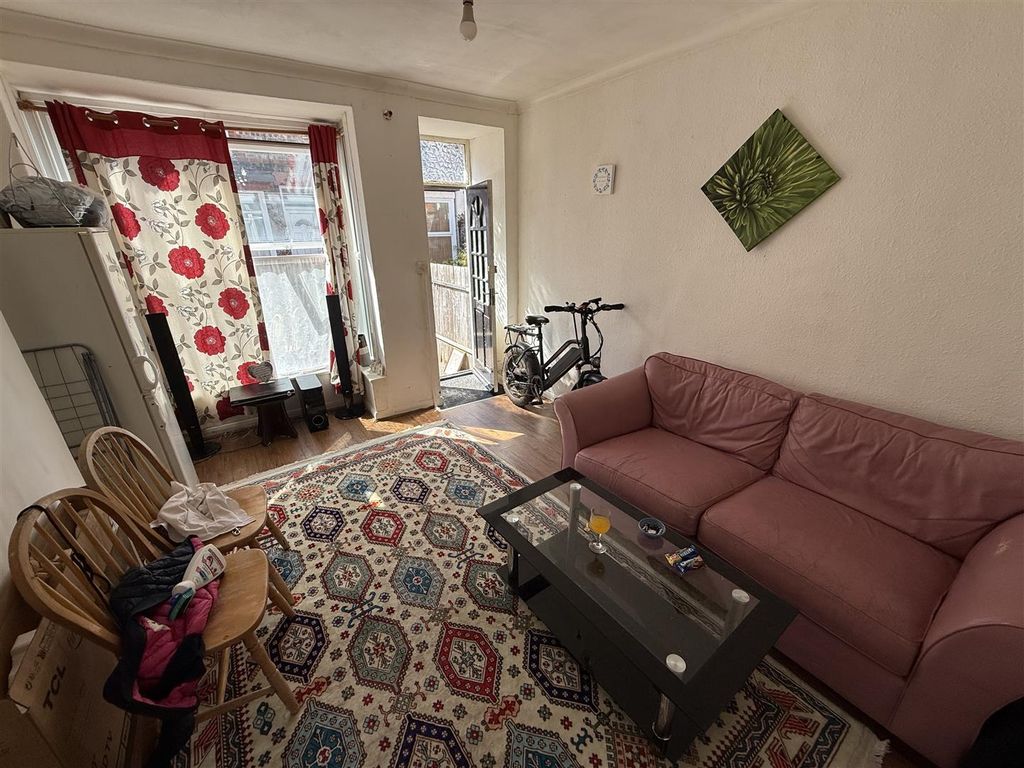 Property photo 3 of 5 Img_0203.Jpg