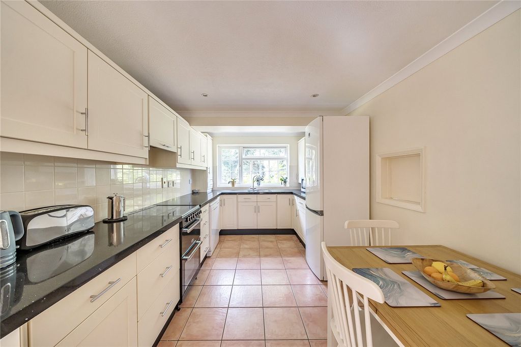 Property photo 3 of 24 Picture No. 22