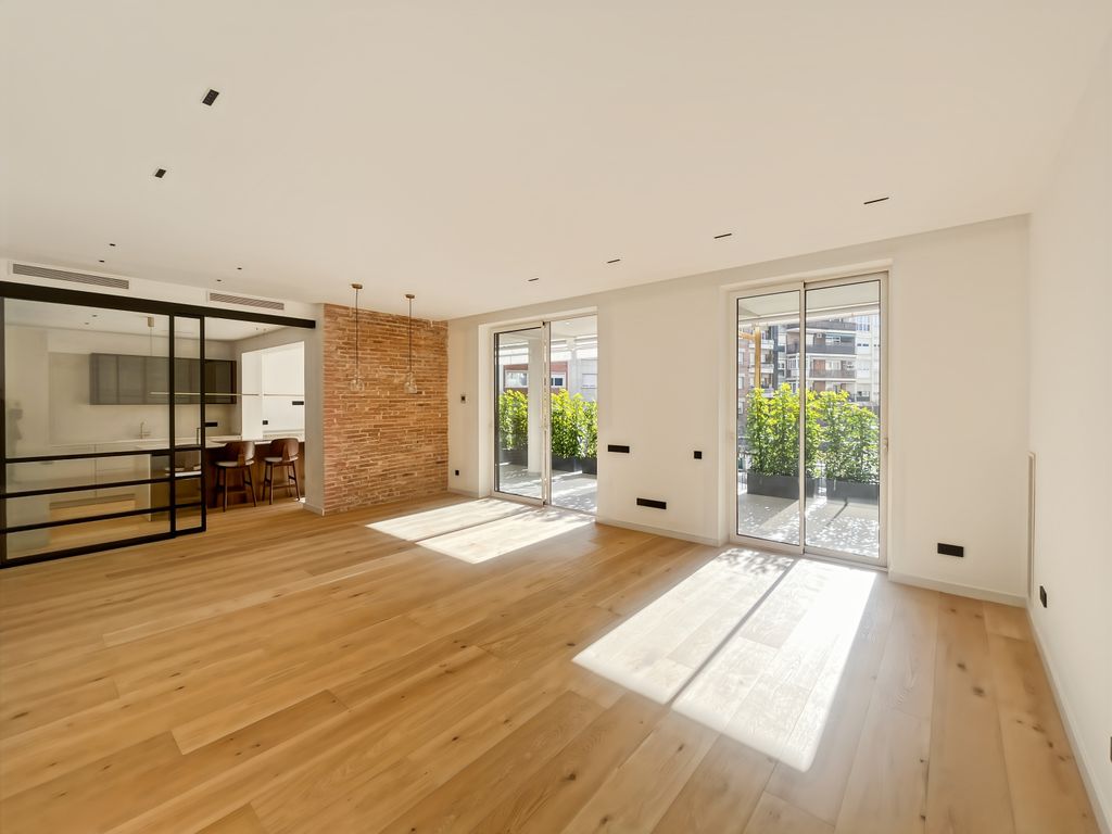 Property photo 1 of 28