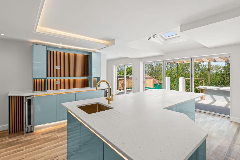 Additional image 12 of 5 bed detached house for salePlymstock Road, Plymstock PL9