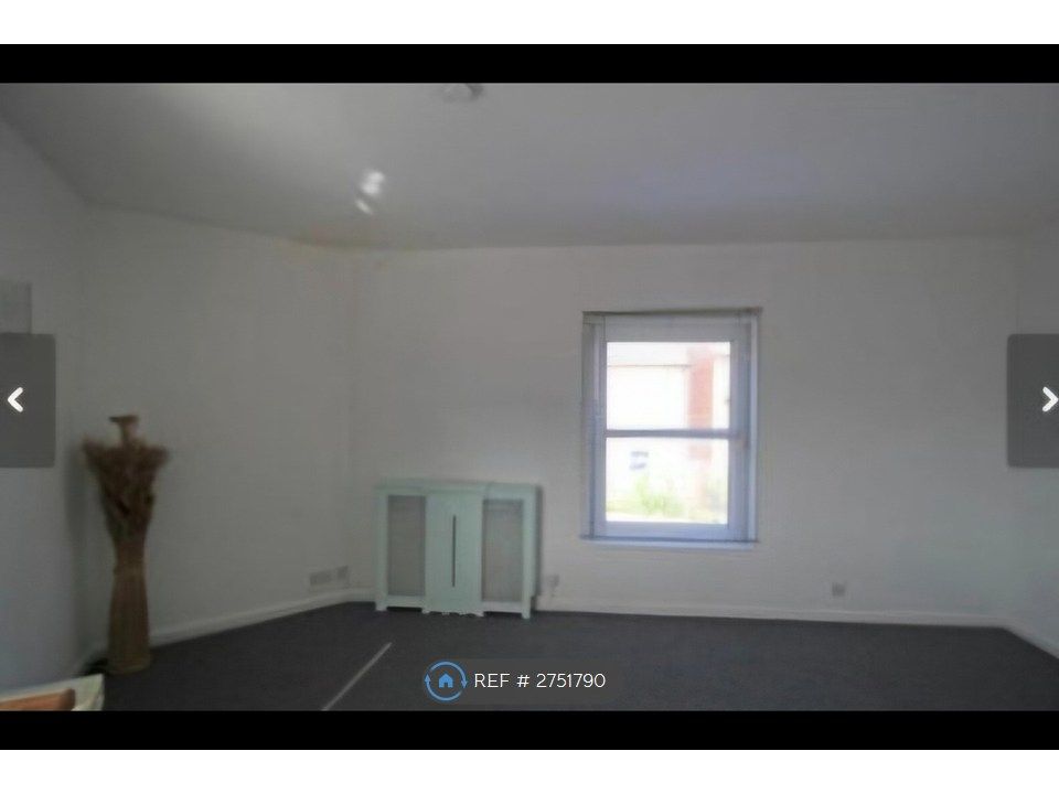 Property photo 3 of 3