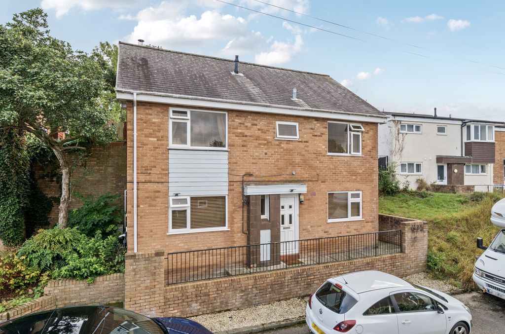 Property photo 1 of 20 1347399-1-68B8A79...