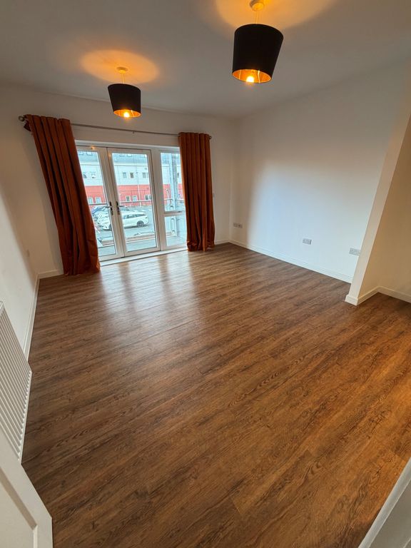 Property photo 2 of 6