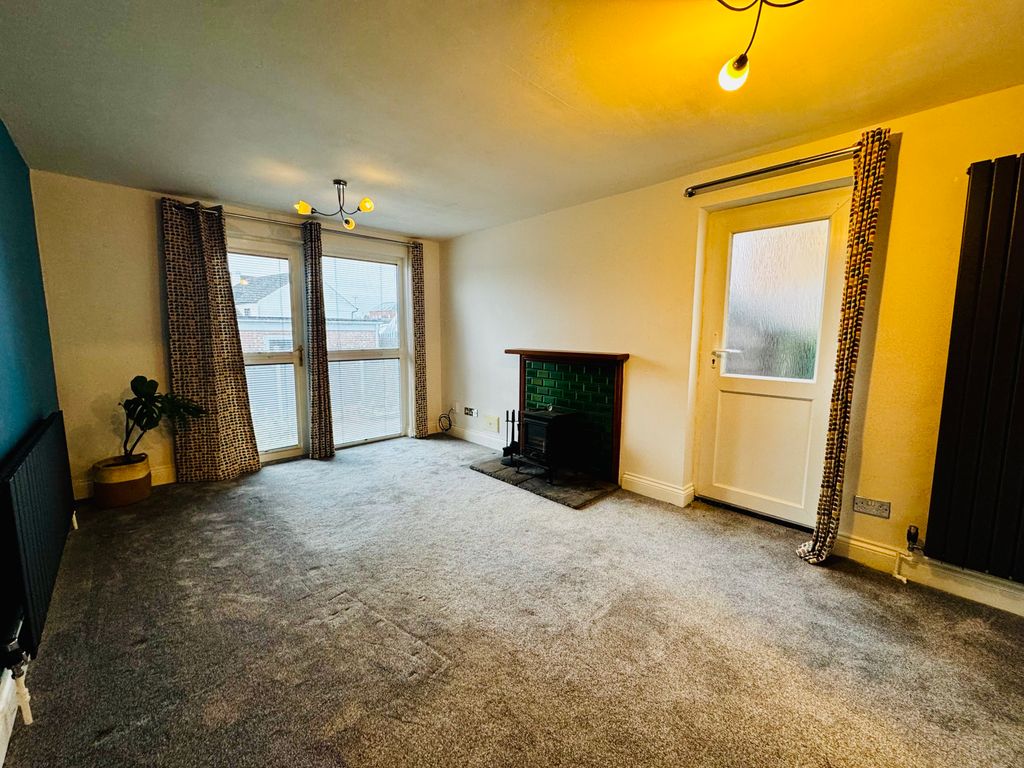 Property photo 2 of 10 Image