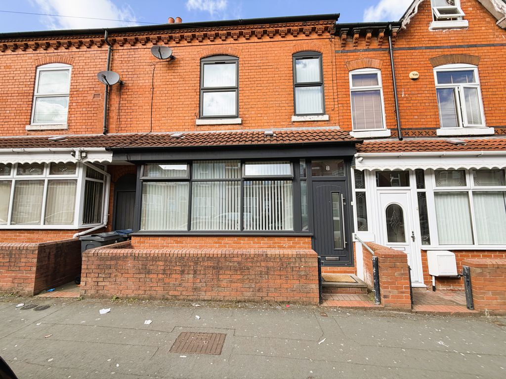 Property photo 1 of 32