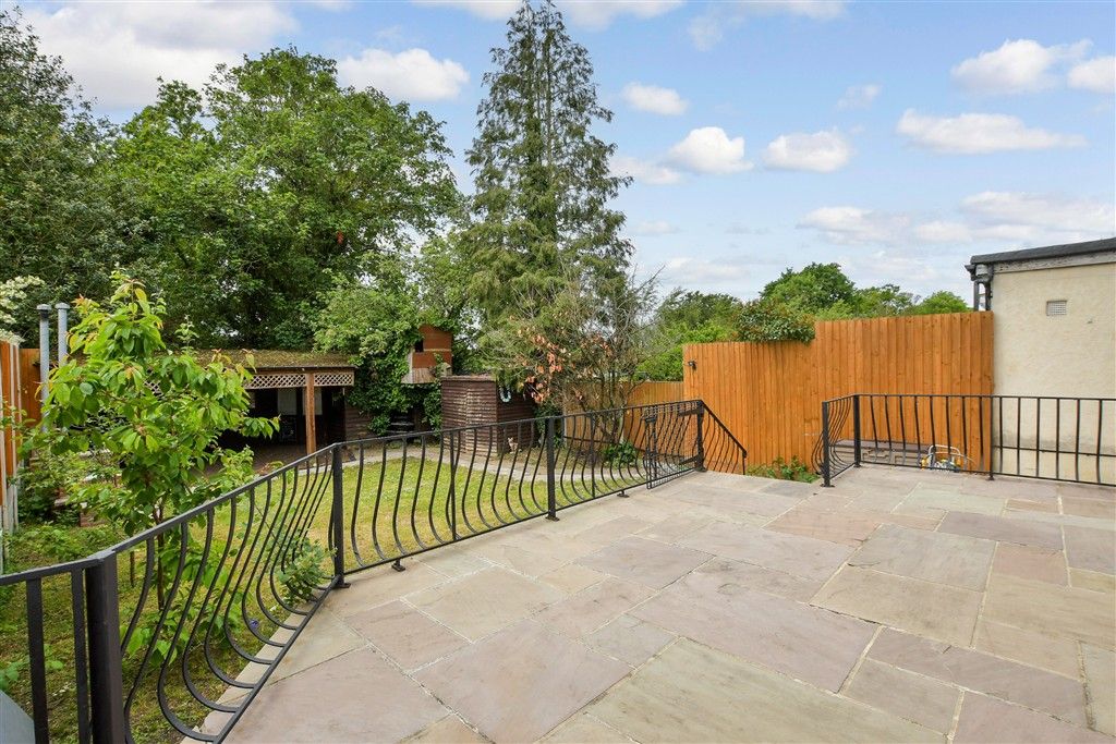 Property photo 1 of 17 Patio / Decking