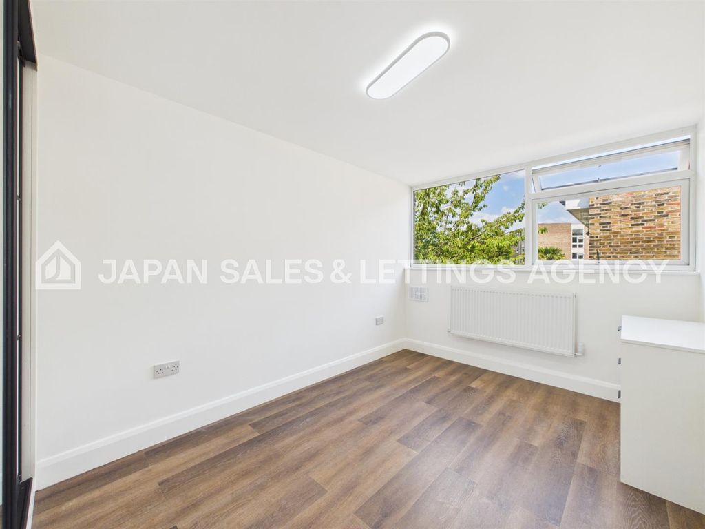 Property photo 3 of 6 Cam04401G0-Pr0147-Still002.Jpg