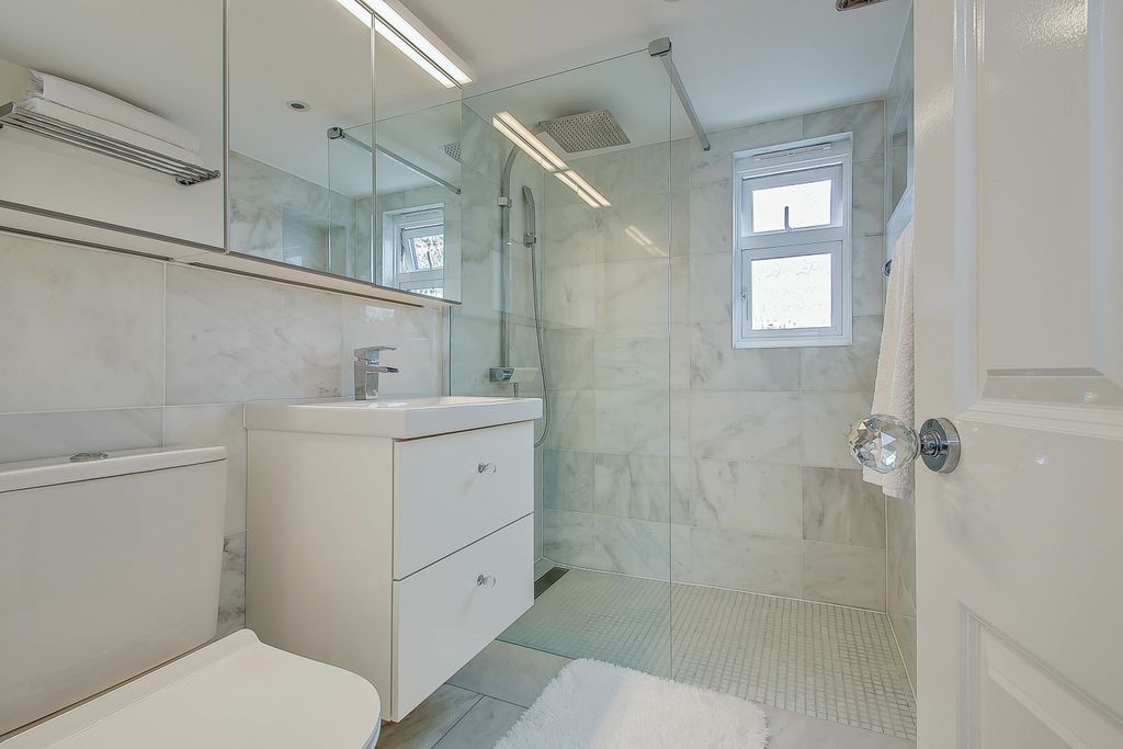 Additional image 14 of 3 bed semi-detached house for saleOakwood Crescent, Greenford UB6
