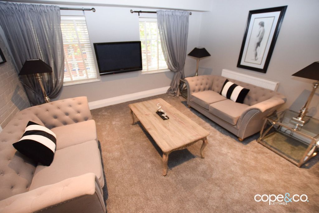 Property photo 2 of 9 1398442