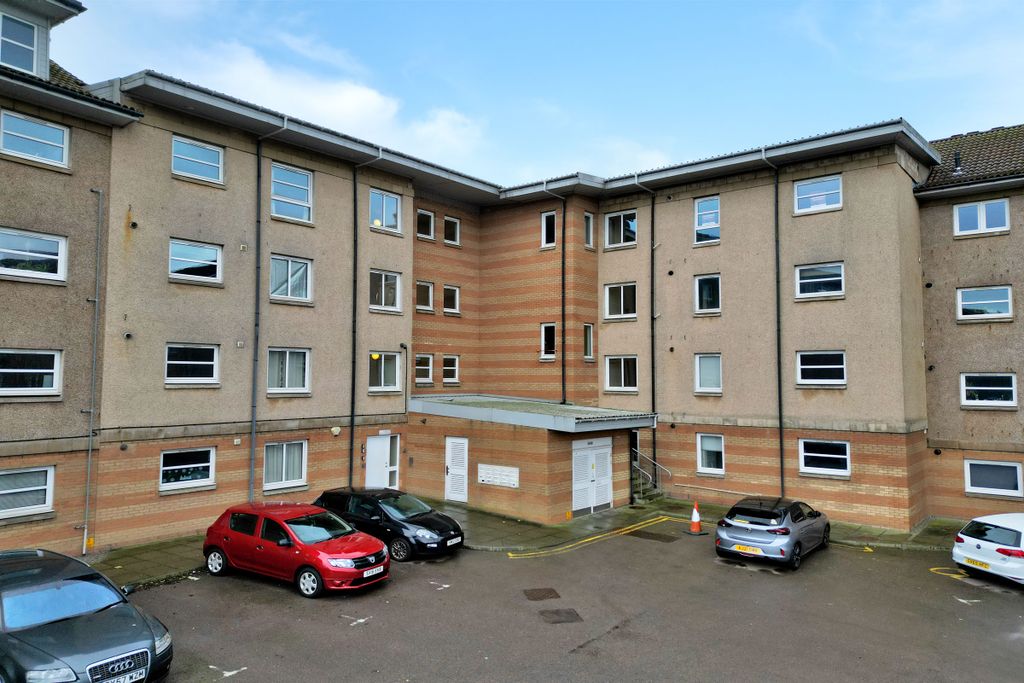 Property photo 1 of 24