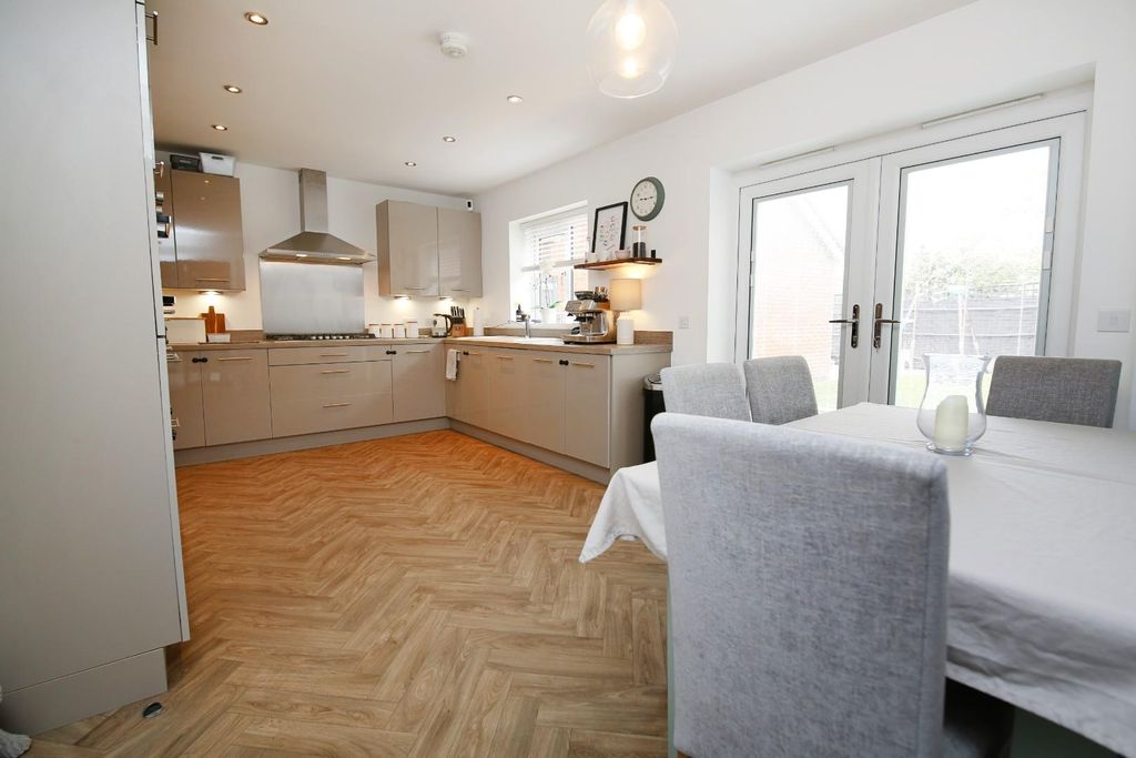 Property photo 3 of 44 Jv6A5389.Jpg
