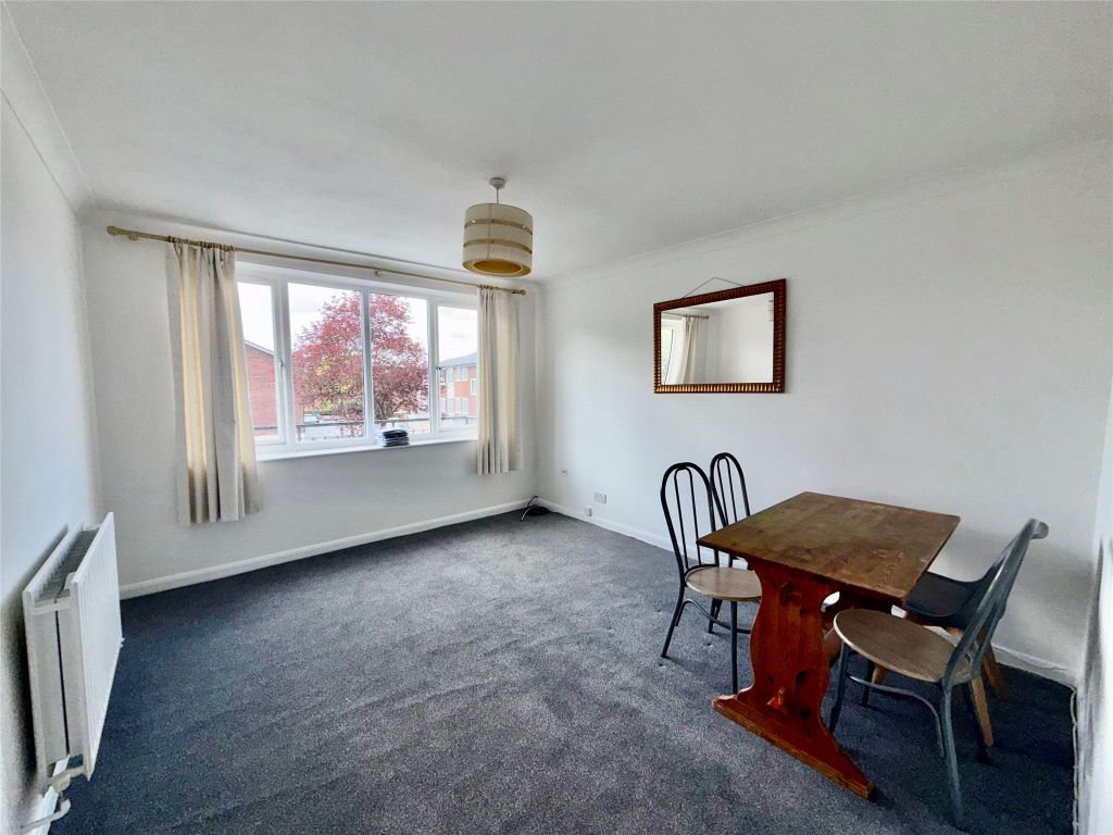 Property photo 2 of 8 Living Room