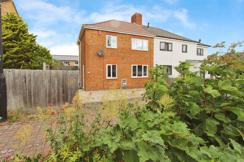 Property photo 1 of 17 Pbox-Front_Of_House-308427.Jpg