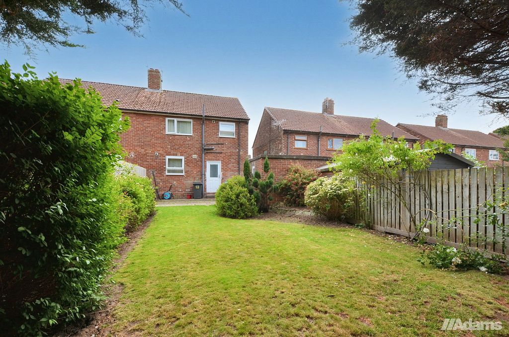 Property photo 2 of 25