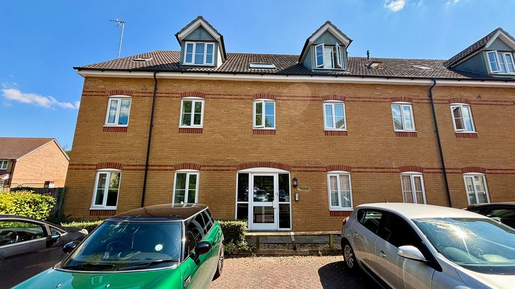 Property photo 1 of 12