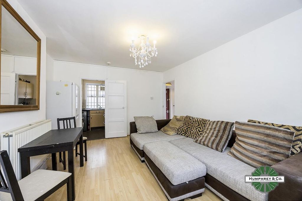 Property photo 1 of 11 Aske House Fanshaw Street -(9)-1200.Jpg