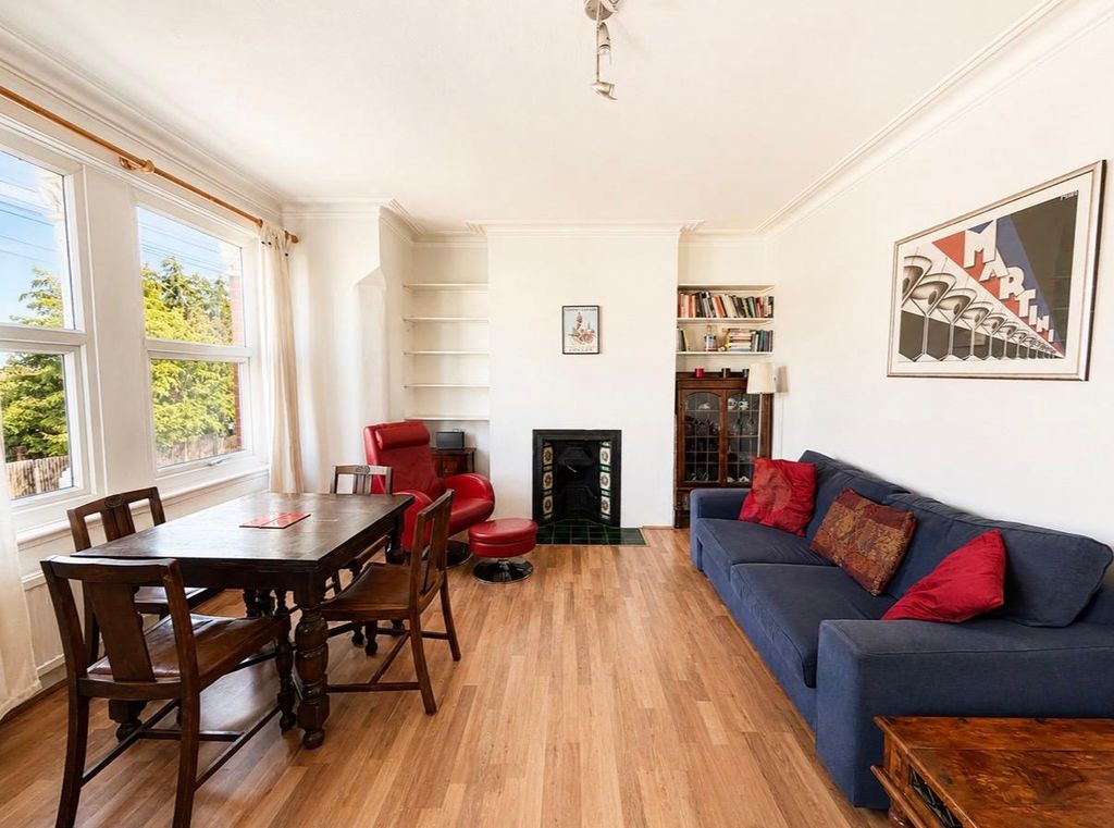 Property photo 2 of 13