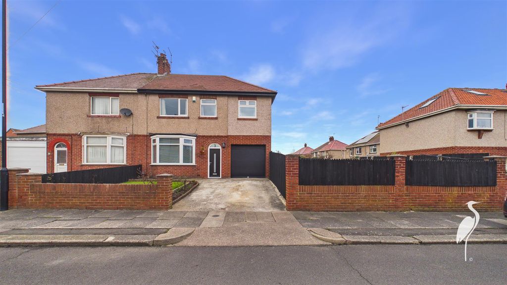 Property photo 1 of 25