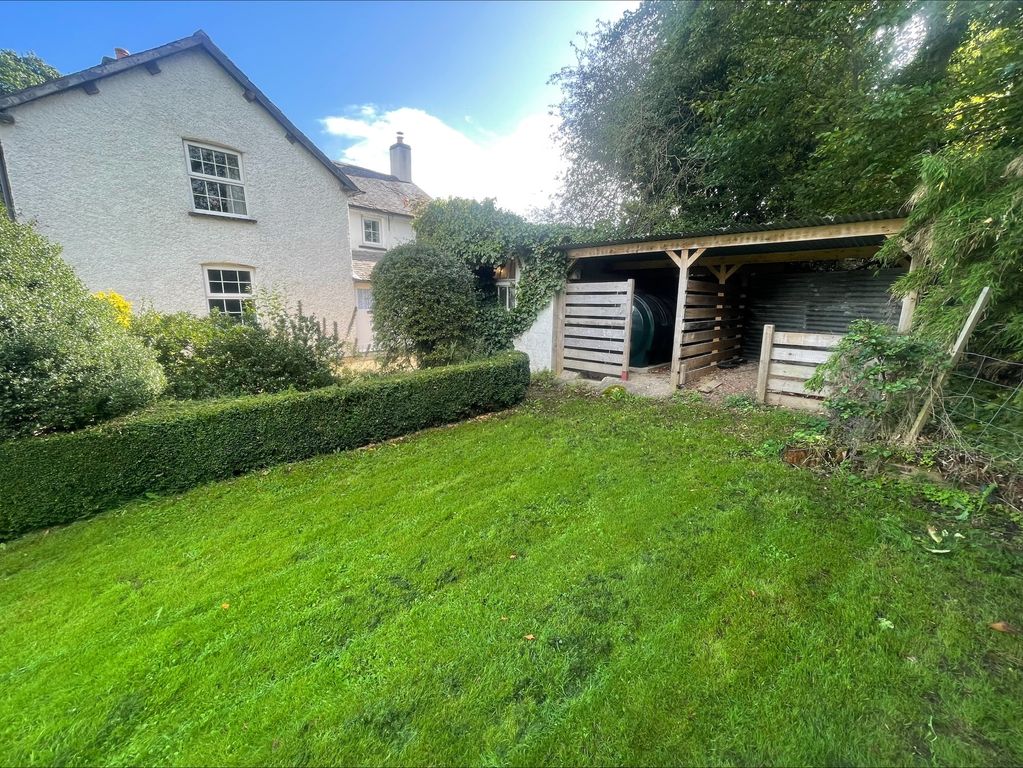 Property photo 2 of 13
