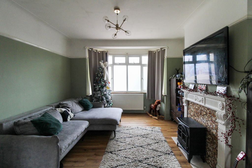 Property photo 3 of 12 Living Room