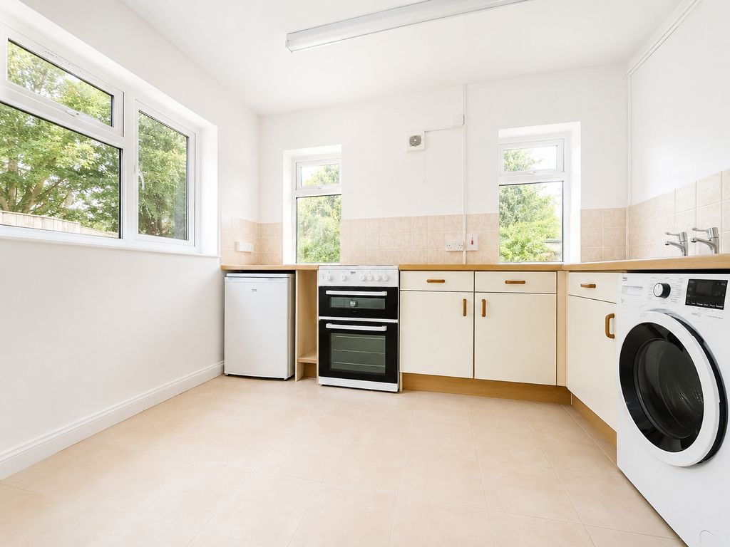 Property photo 3 of 9 Picture No. 39