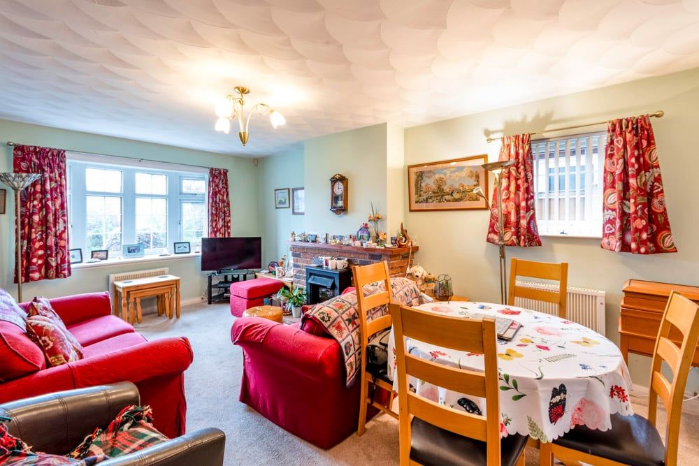 Property photo 3 of 17