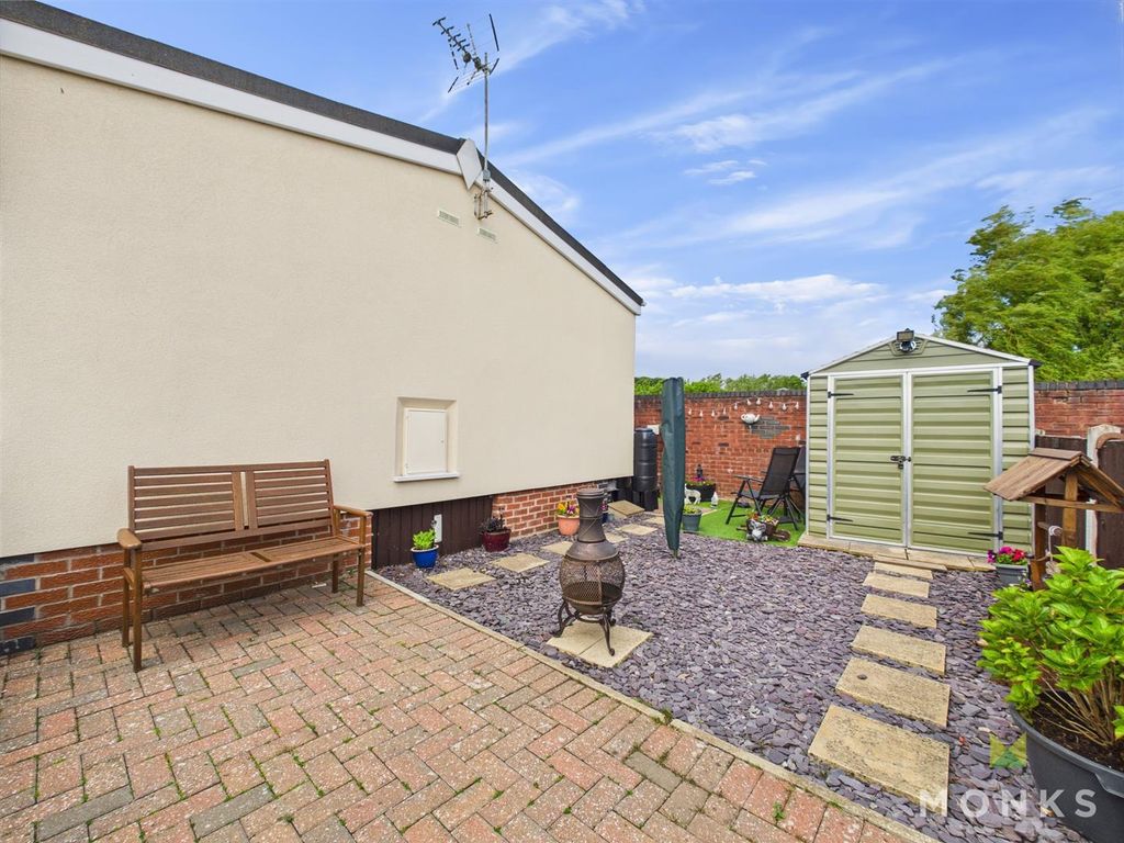 Property photo 2 of 16 Cam01420G0-Pr0659-Still011.Jpg