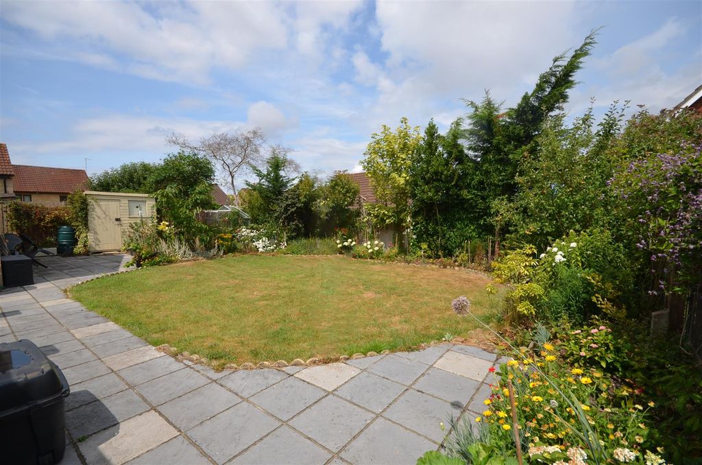 Property photo 2 of 12 Rear Garden