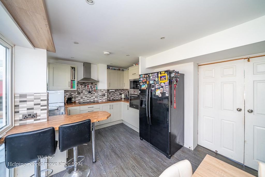 Property photo 3 of 25 Webbs-7.Jpg