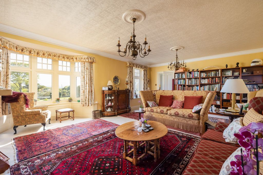 Property photo 3 of 32 Trattles Hall Sitting Room-3