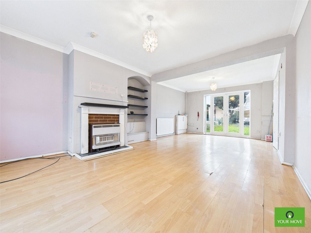 Property photo 3 of 14 Picture No. 15