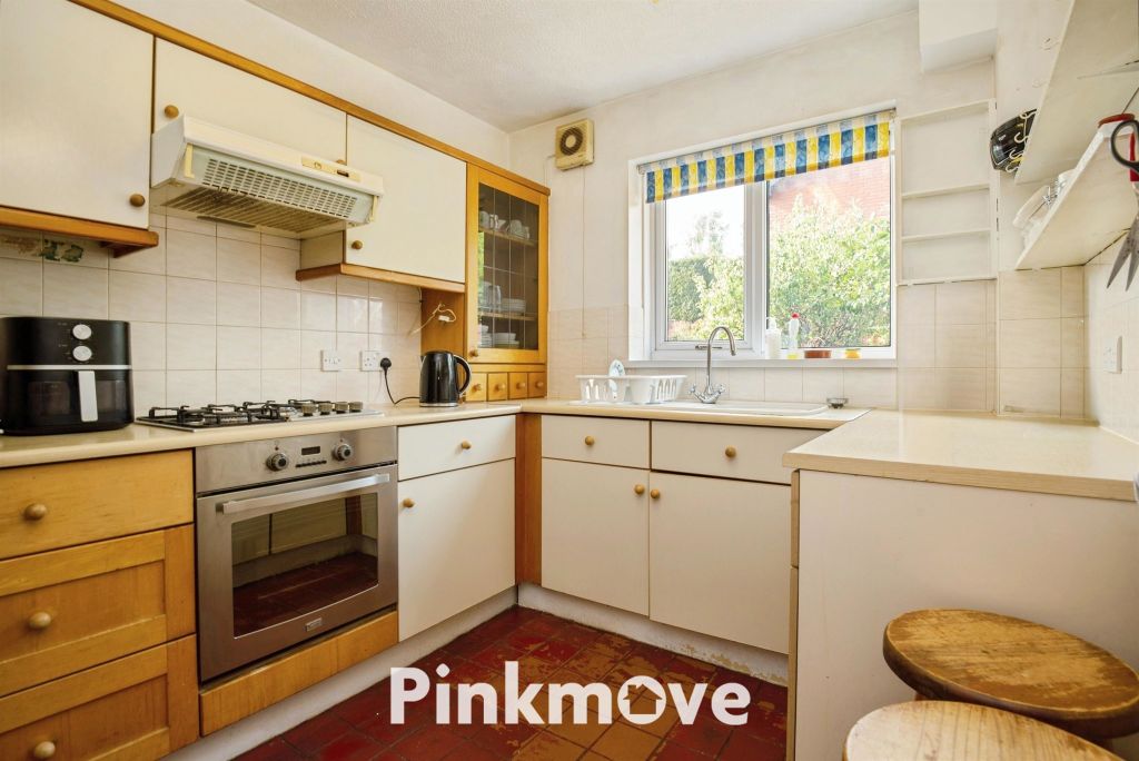 Property photo 3 of 18
