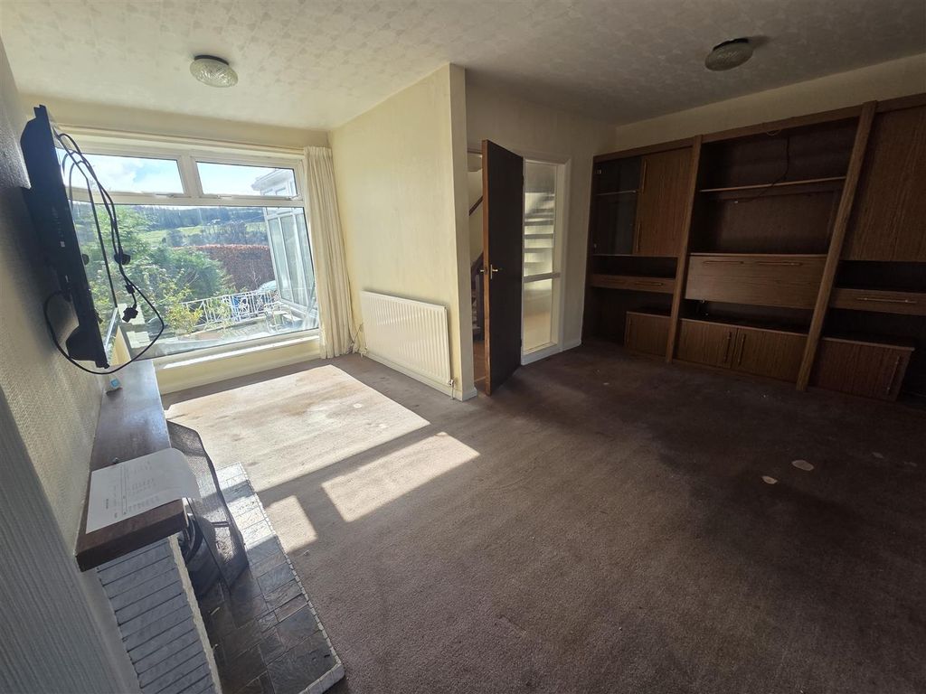 Property photo 3 of 24 Image002 (4).Jpg