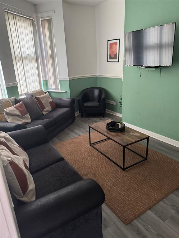 Property photo 1 of 16 1. Lounge.Jpeg