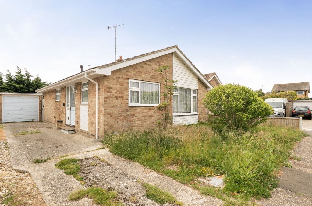 Property photo 2 of 19
