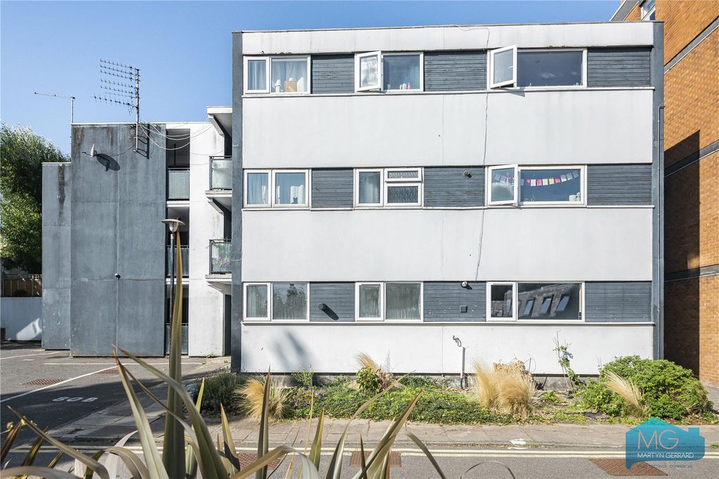 Property photo 2 of 8 Picture No. 03