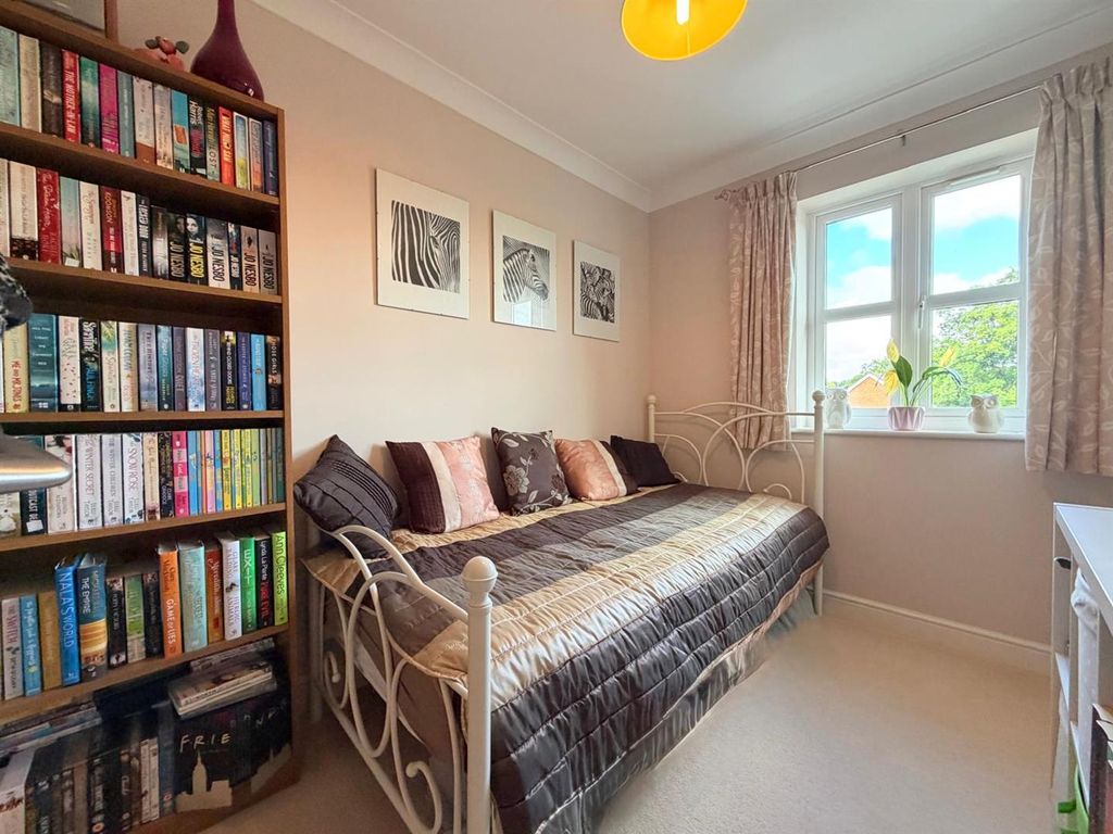 Additional image 6 of 2 bed flat for saleMassey Road, Tiverton EX16