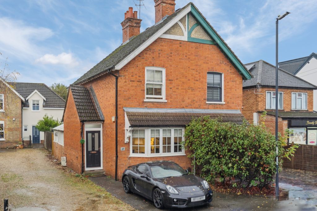 Property photo 1 of 16