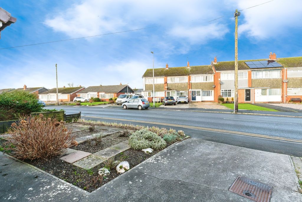 Property photo 2 of 20 Pbox-Img.Jpg