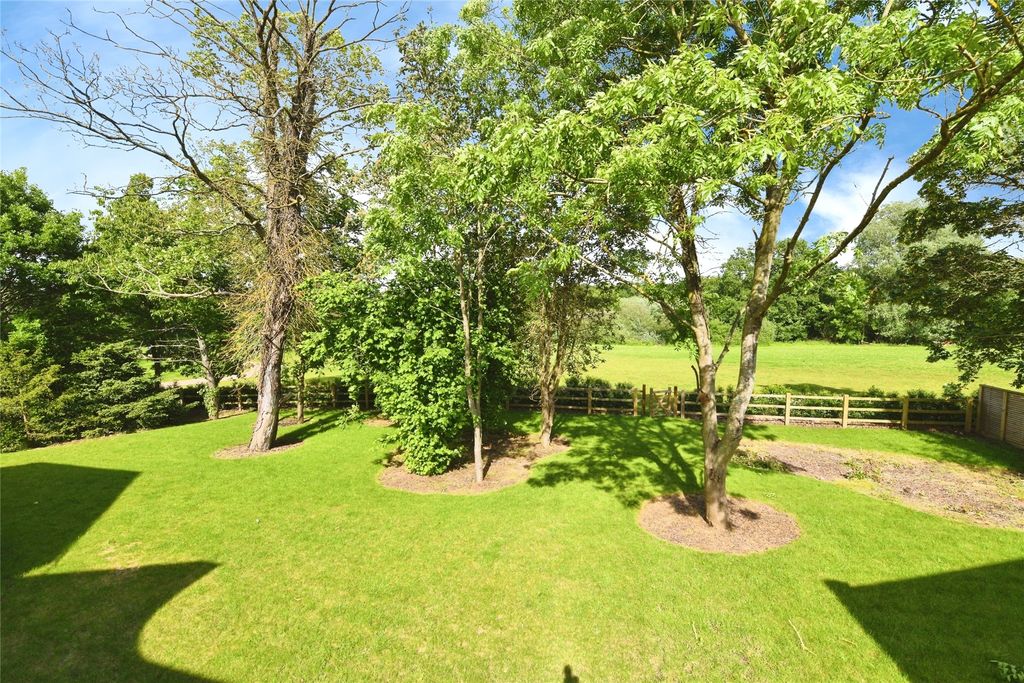 Property photo 3 of 14 Picture No. 26