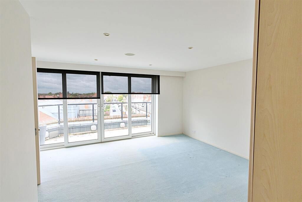 Additional image 12 of 3 bed flat for saleBradford Avenue, Cleethorpes DN35