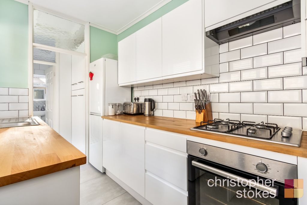 Property photo 3 of 13 3858938