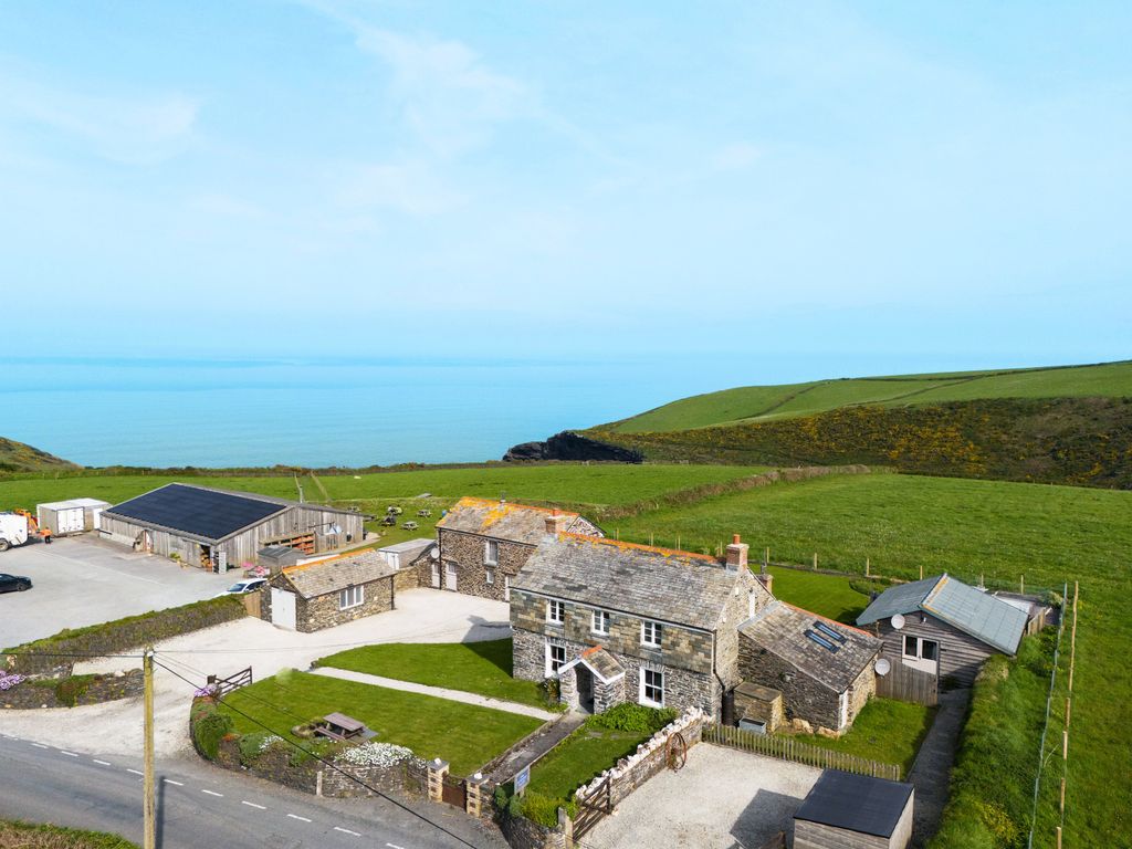 Property photo 1 of 43 The Farmhouse, The Hayloft And Boat Shed