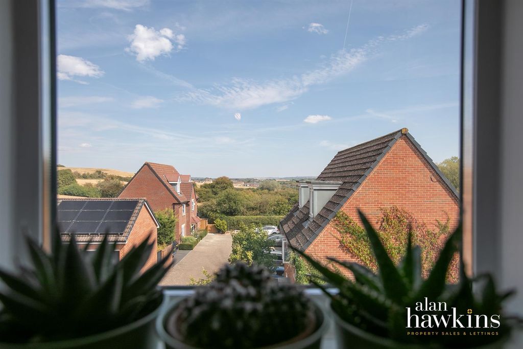 Property photo 2 of 13 Ah3628-6.Jpg