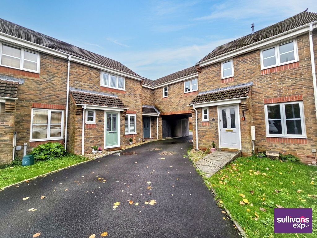 Property photo 1 of 18