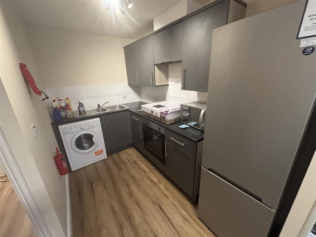 Property photo 2 of 4