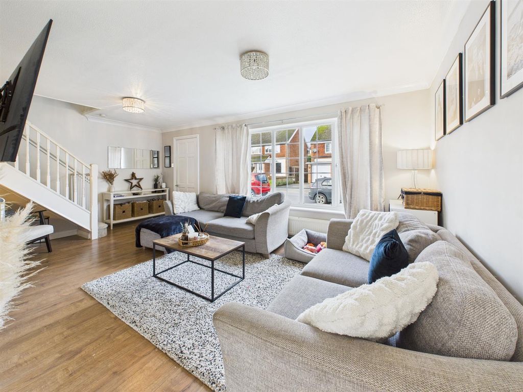 Property photo 3 of 15 Cam05510G0-Pr0145-Still006.Jpg