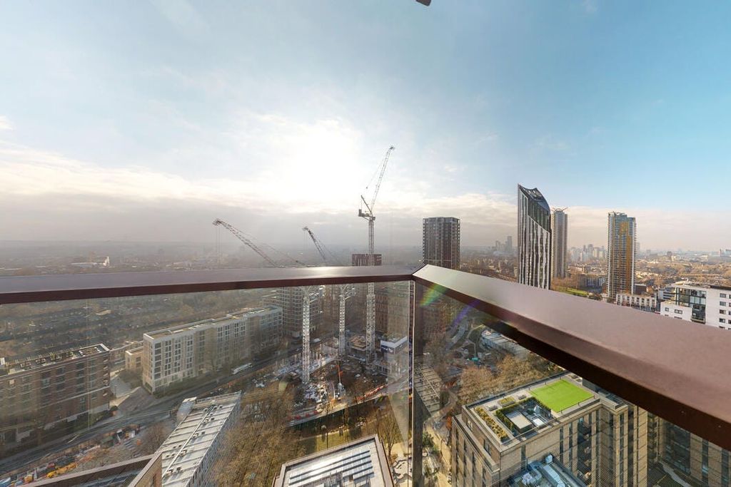 Property photo 1 of 22